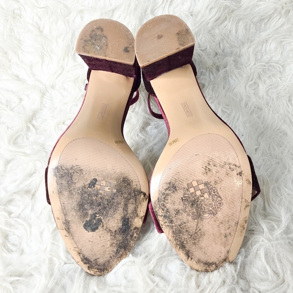 Vince Camuto Malissa Velvet Heels Burgundy Ankle Strap - Picture 4 of 7